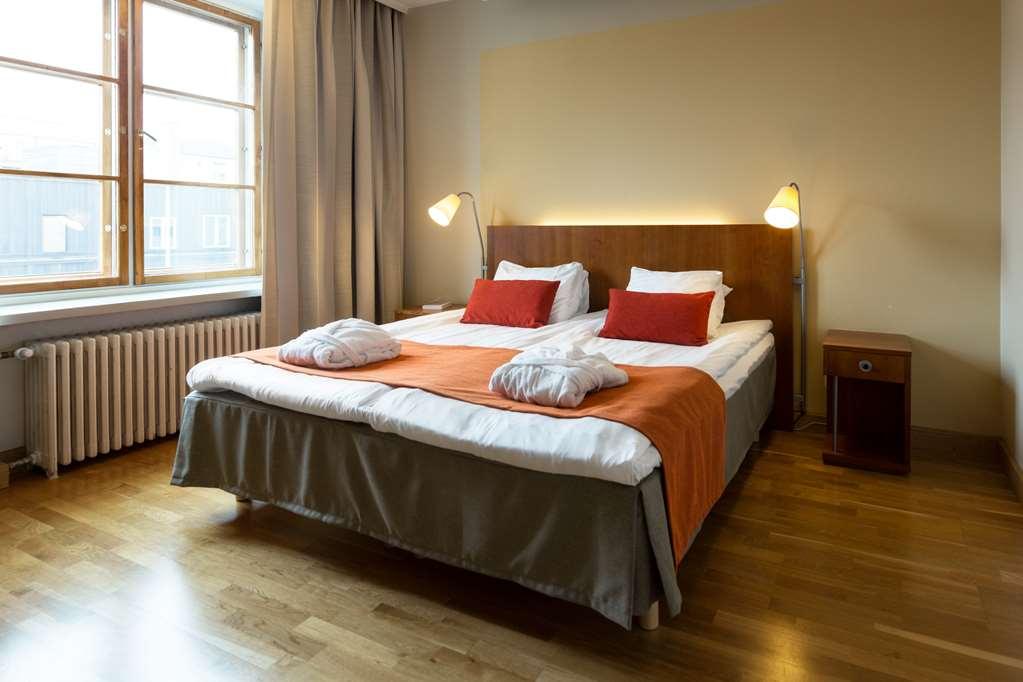 Hotel Scandic Plaza 4*