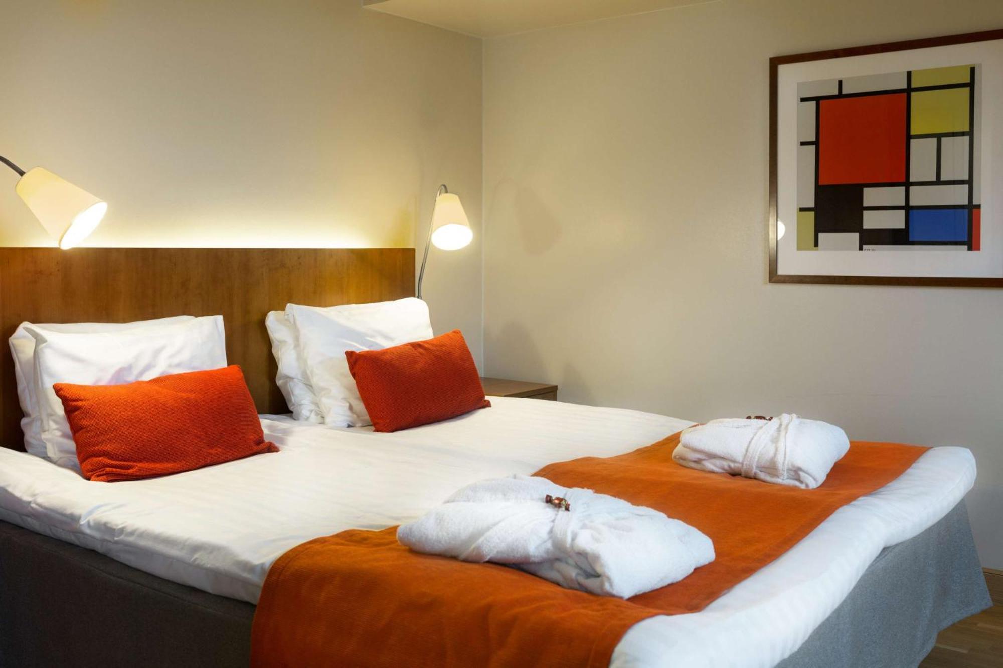 Scandic Plaza 4*
