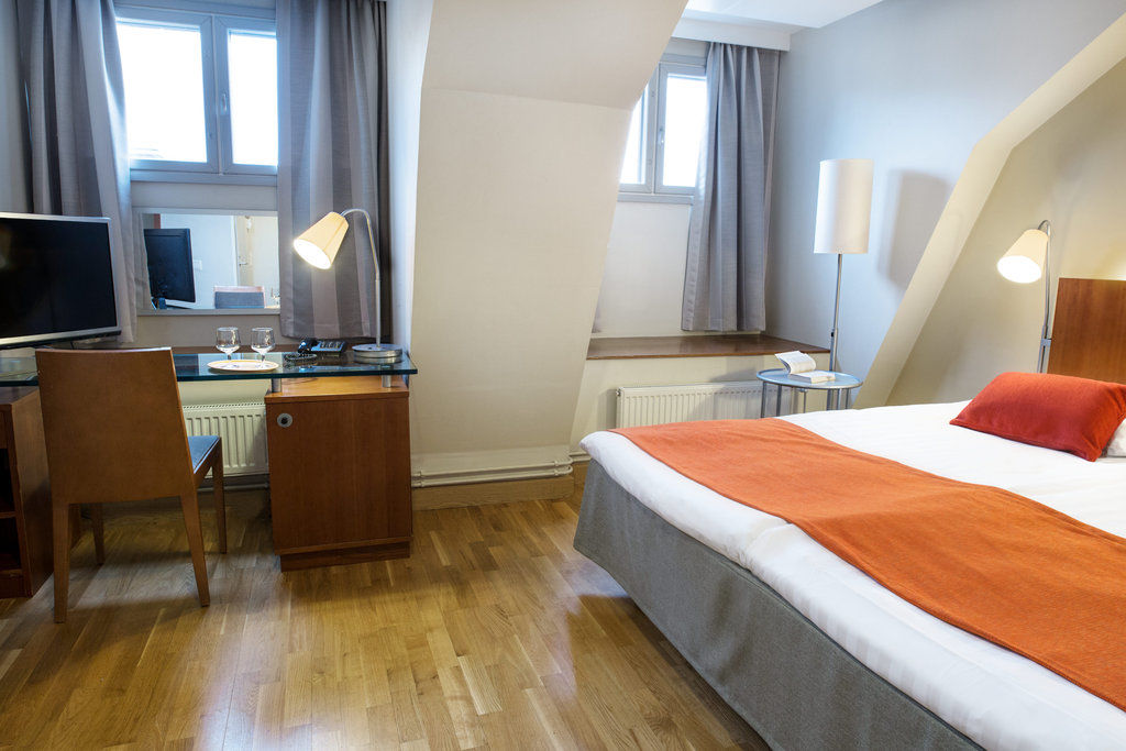 Hotel Scandic Plaza 4*